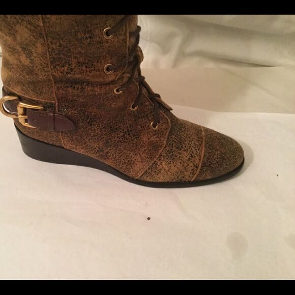 Michael Kors Speckled Leather Suede Lace up Wedge - Picture 3 of 13